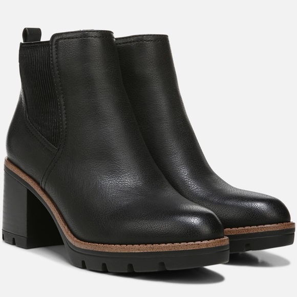 Naturalizer Shoes - Madalynn Gore Water Repellent Bootie